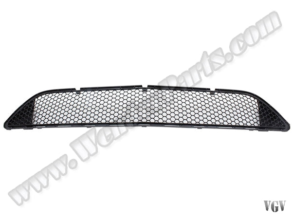 MERCEDES W204 Tampon Izgarası Ön Orta -/////AMG- 2007-10 M A2048850153