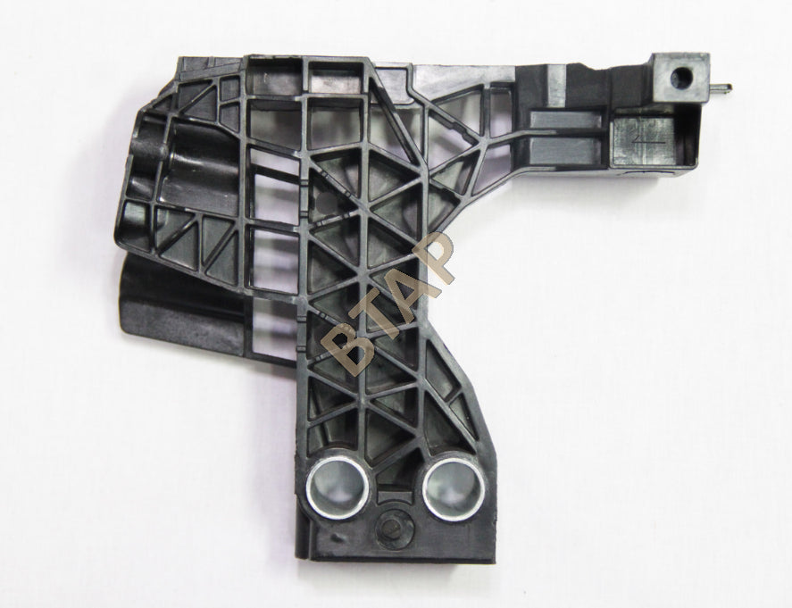 MERCEDES W206 PANEL BRAKETİ ÖN SOL  2066201600