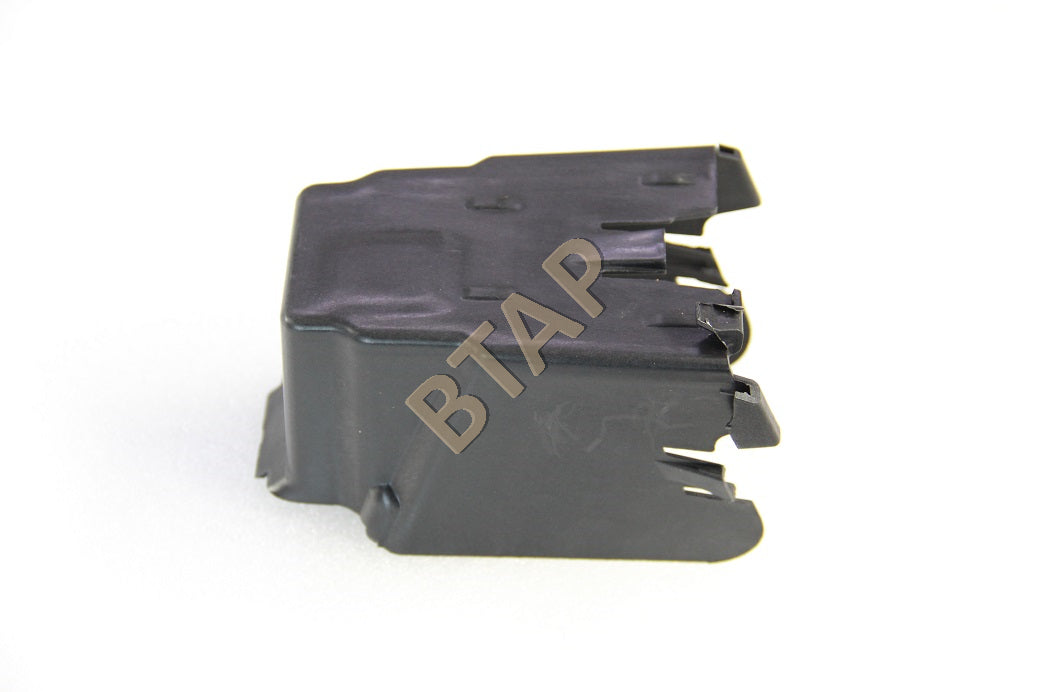 BMW F20 F20LCI F30 F30LCI KAPUT KİLİT MUHAFAZASI   51647308803