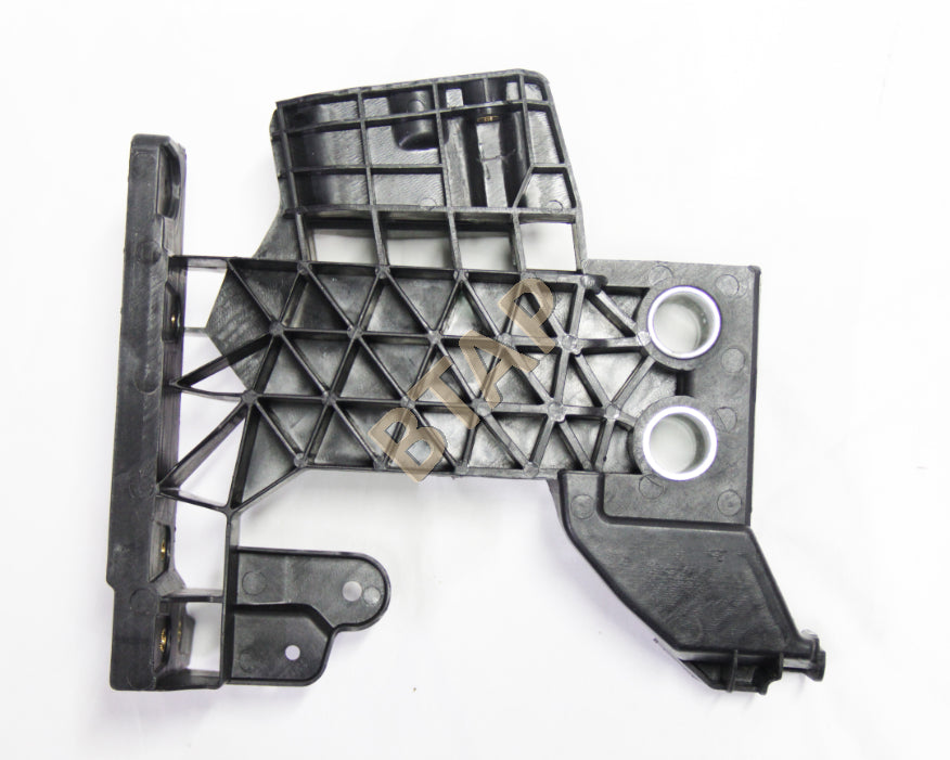MERCEDES W214 RADYATÖR BRAKETİ SAĞ  2146201400