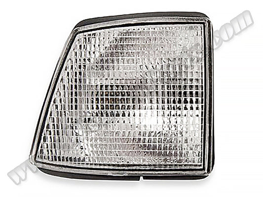 BMW E32  Sinyal Sağ; Beyaz - 1985-94 B A0321201R