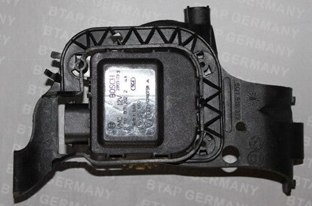 VW POLO4 02- KLİMA AYAR MOTORU 6Q1819453