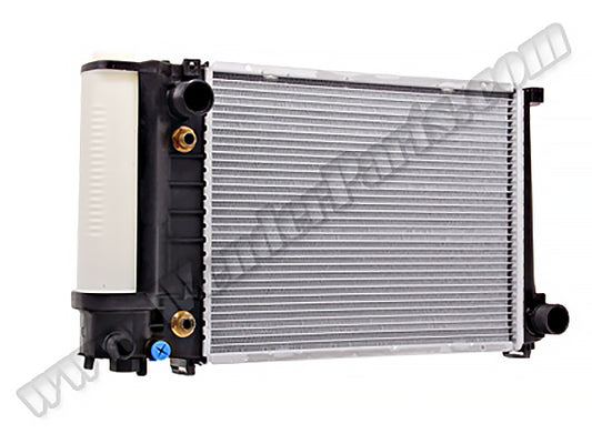 BMW E30 E34 M40 M20 M50 Motor Su Radyatörü Otm.Şanz; AC+ - - B A17111719305