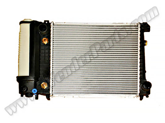 BMW E30 M40 Motor Su Radyatörü Otm.Şanz; AC- - - B A17111712977