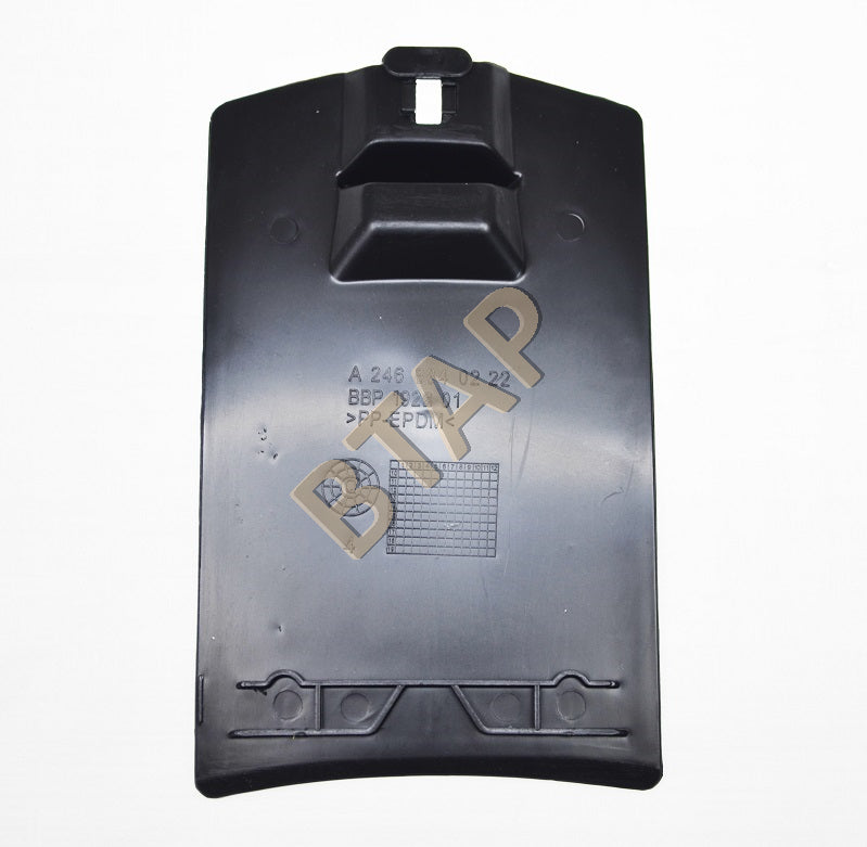 MERCEDES W117 W176 W246 ÇAMURLUK DAVLUMBAZ KAPAĞI ÖN  2468840222