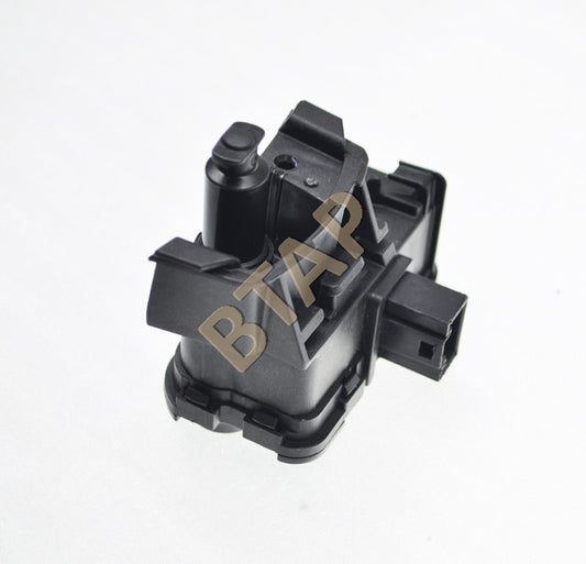 VW SHARAN DEPO KAPAK MOTORU 7N0810773D